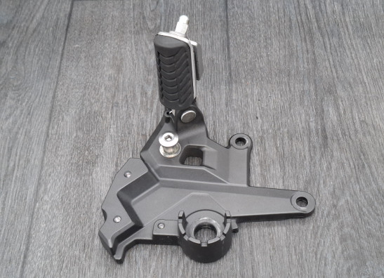 Main step holder left Kawasaki Z 650