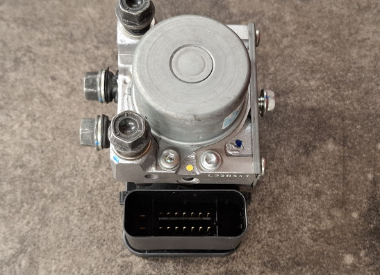 ABS pomp Kawasaki Z 800