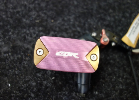 Front brake master cylinder  Honda CBR 600 RR