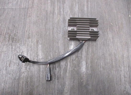 Spanningsregelaar Suzuki GSR 750