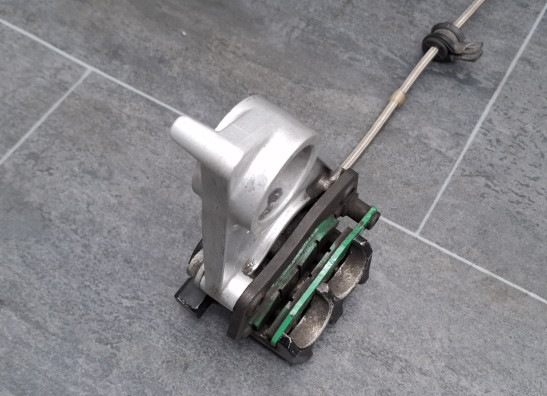 Achter remklauw Triumph Trident 900