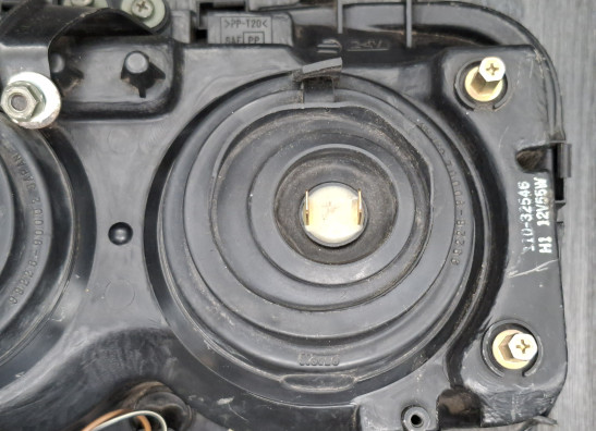 Scheinwerfer Suzuki GSX R 1100