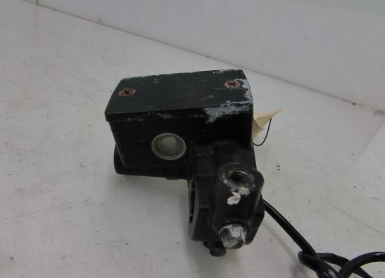 Bremszylinder vorne Suzuki GSX 400 X Impulse