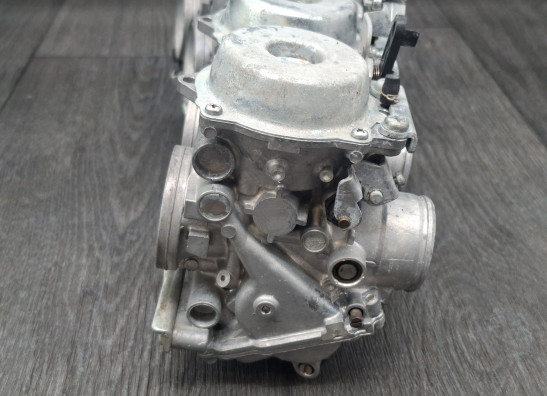 Carburetor assy Honda CBR 1000 F