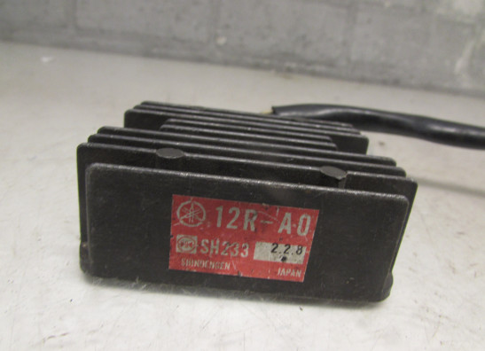 Regulator rectifier  Yamaha XJ 700
