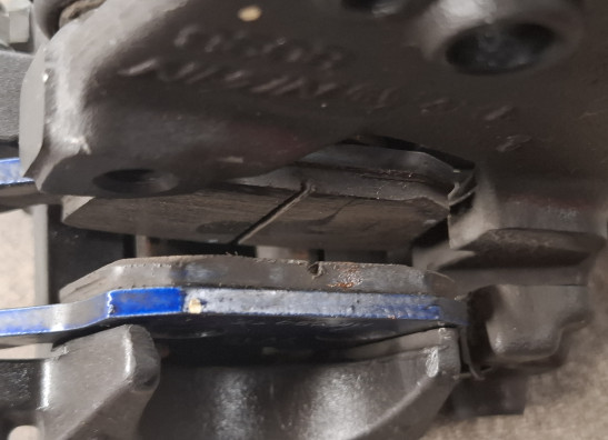 Rear brake caliper Kawasaki Z 900