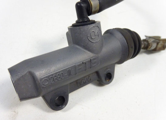 Rempomp achter BMW K 1200 S 