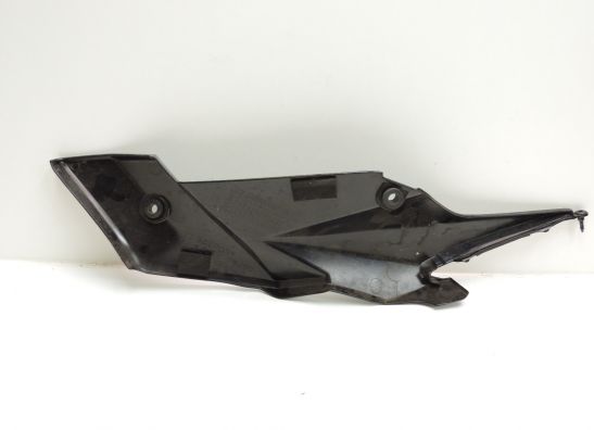 Seitenverkleidung rechts klein Suzuki GSR 750