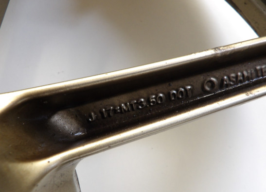 Front Wheel Honda VFR 800 I