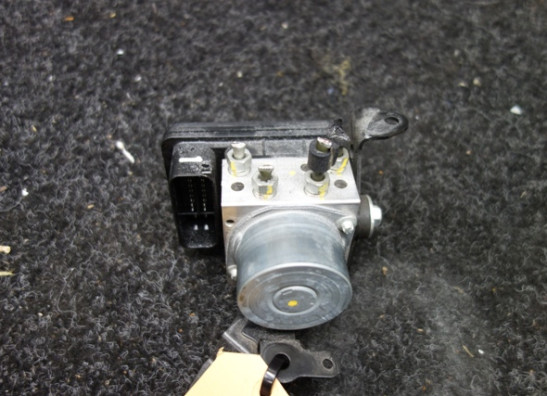 ABS pump Kawasaki Z 650