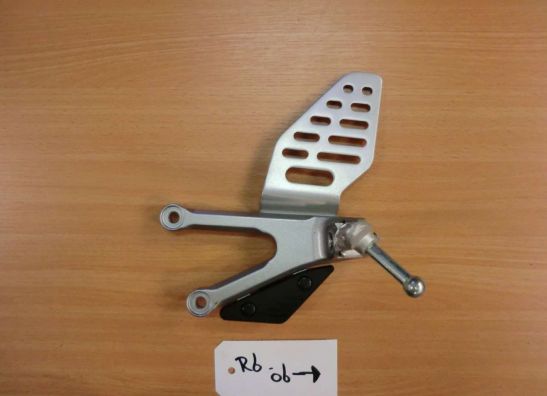 Main step holder left Yamaha YZF R6