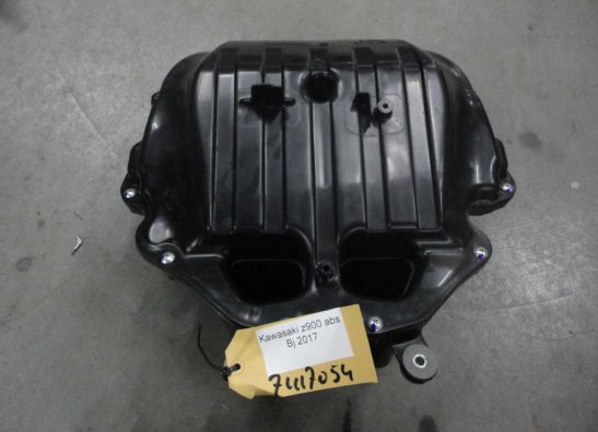 Air cleaner case Kawasaki Z 900
