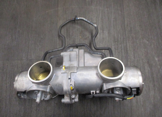Gasklephuis Triumph Speed Twin 1200