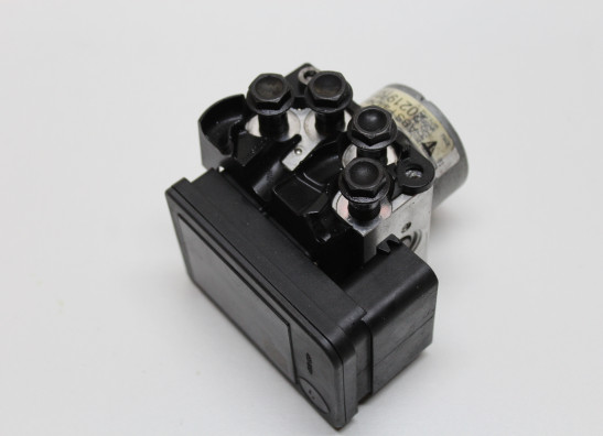 ABS pump Triumph Speed Twin 1200