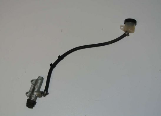Rempomp achter BMW F 800 GS