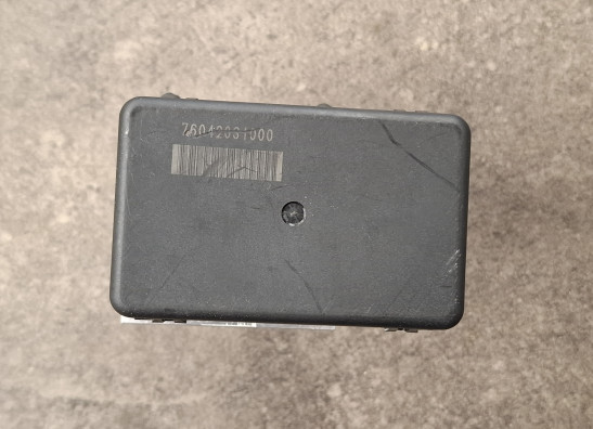 ABS pomp KTM 690 Duke 4