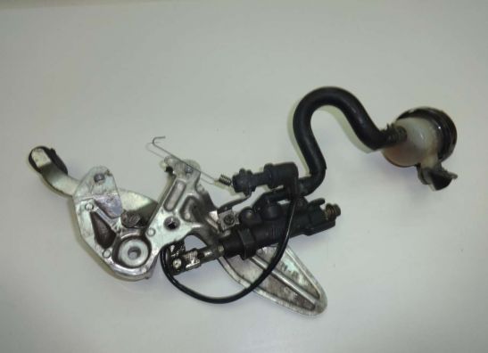 Main step holder right Yamaha YZF 750