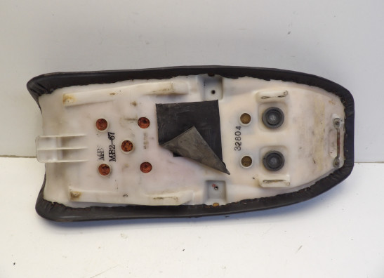 Zadel Honda VF 750 F