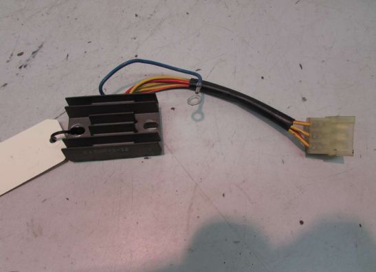 Regler Gleichrichter Aprilia RS 250