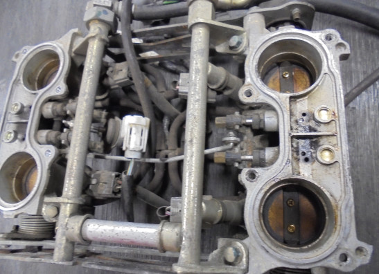 Throttle body Honda VFR 800 I
