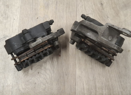 Brake calipers front Honda CBR 1100 XX