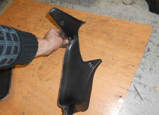 Linker binnenkuip Suzuki GSX F 1100