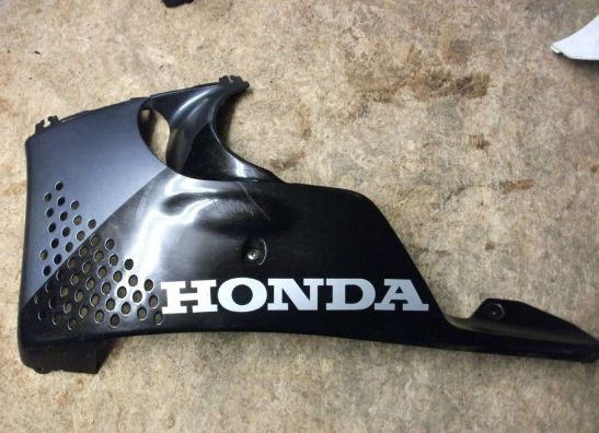 Cowl Left lower Honda CBR 900 RR