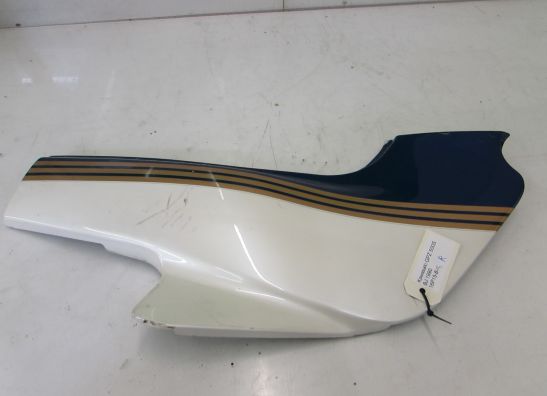 Rechter achterkant Kawasaki GPZ 500