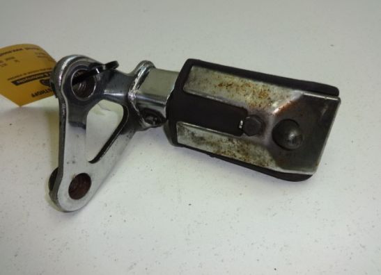 Fussraste links Honda VF 1100 C Magna