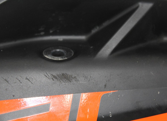 Linker achterkant KTM 390 Duke