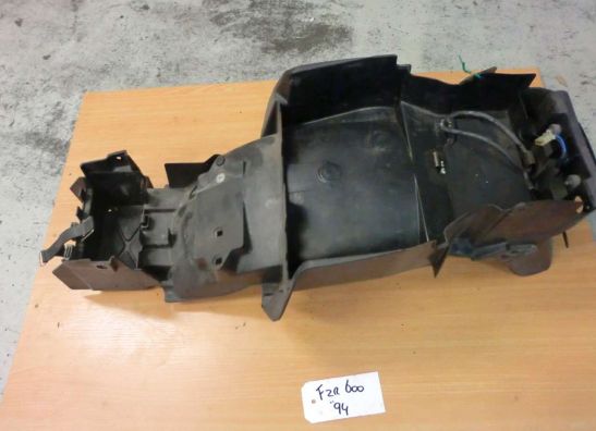 Hinterradabdeckung Yamaha FZR 600