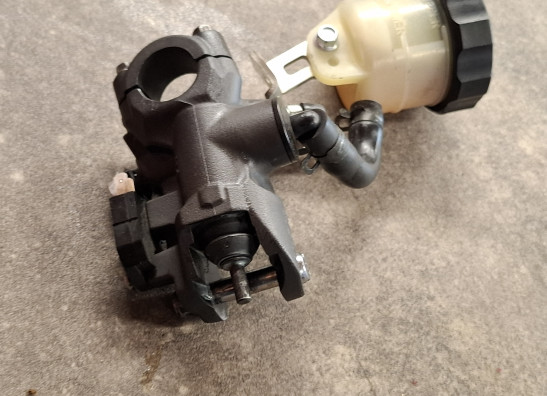 Front brake master cylinder  Suzuki GSX R 600