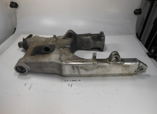 Achterbrug Honda ST 1300 Pan European