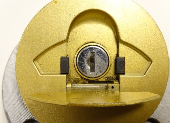 Slotenset Ducati ST2