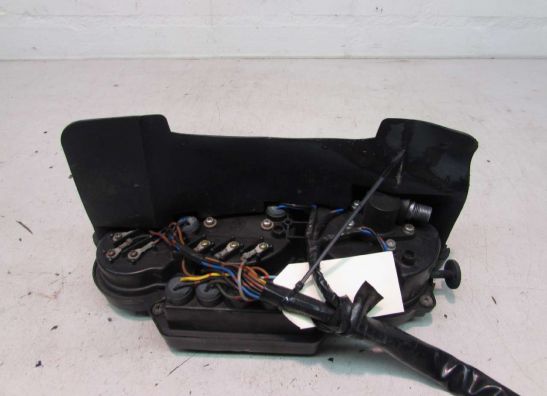 Meter Yamaha FZR 600