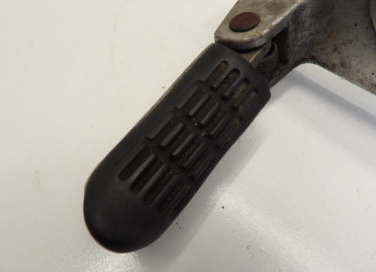 Fussrastetrager vorne links Honda CB 500