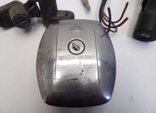 Key set Suzuki GR 650