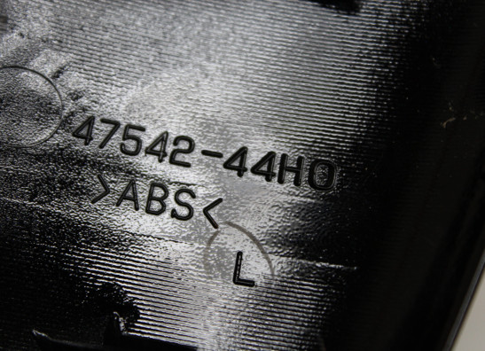 Cowl left small Suzuki SFV 650 Gladius