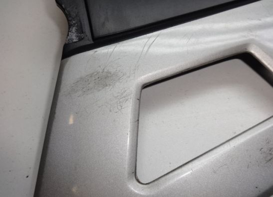 Linker achterkant Suzuki GSX F 600