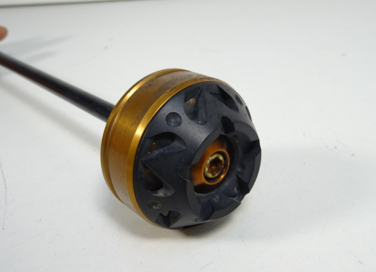 Rear axle Yamaha Tracer 900