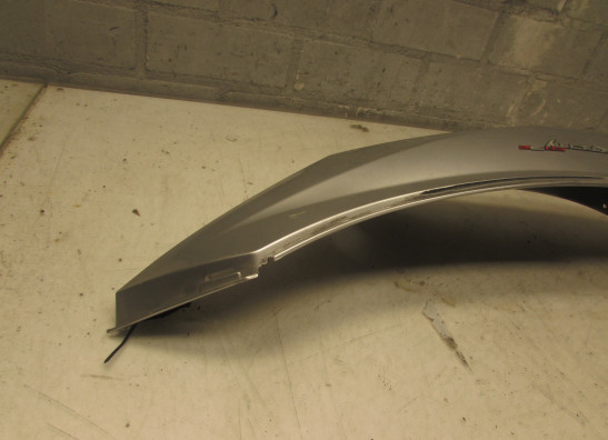 Rechter achterkant Aprilia Sportcity 125