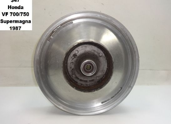 Rear wheel Honda VF 700  750 Supermagna