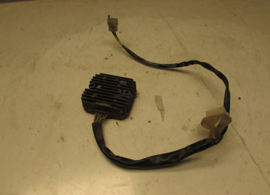 Regulator rectifier  Honda VF 700  750 C Magna