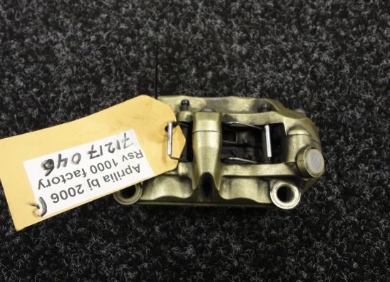 Remklauw rechts voor Aprilia RSV 1000