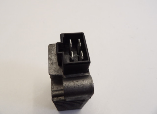 Spanningsregelaar Yamaha TDM