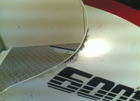 Cowl under Kawasaki GPX 600