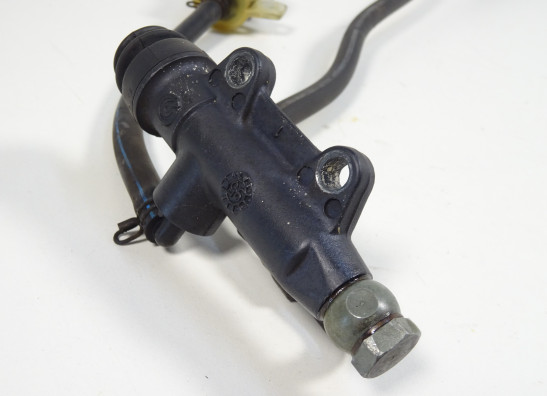 Rempomp achter Ducati monster 900