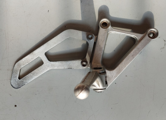 Footrest right Aprilia RSV 1000