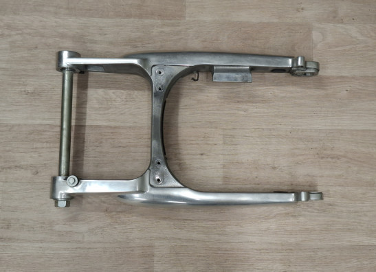 Achterbrug Harley Davidson VROD VRSC