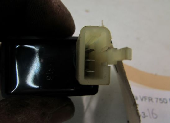 Relais Honda VFR 750